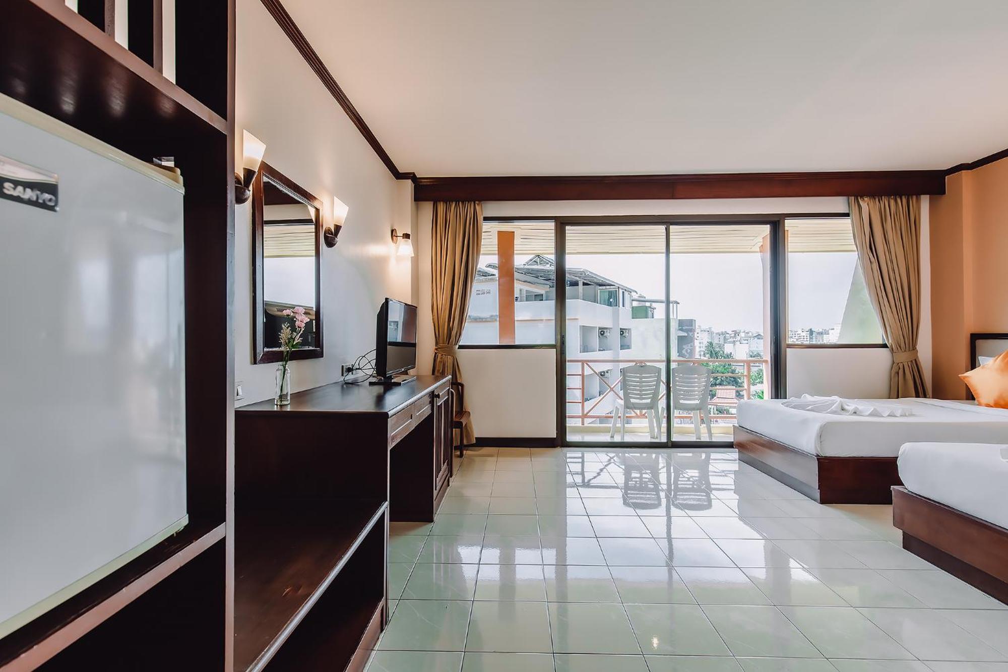 Bauman-Ville Hotel Patong Exteriér fotografie